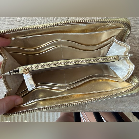 Lauren Ralph Lauren Green Quilted Chevron Zip-Around Wallet Gold EUC old money - Picture 4 of 4